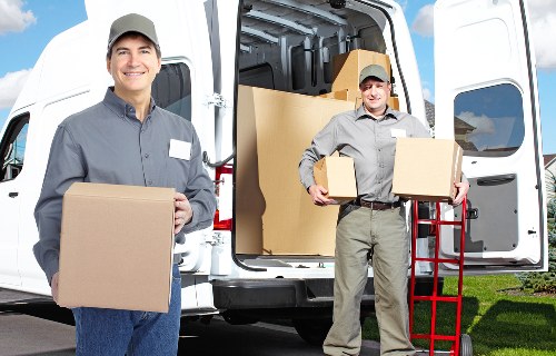 Local Hillingdon storage service supporting moves, renovations, and decluttering